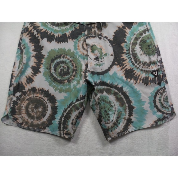 Vissla Shorts Mens Size 32 Green Shred Head Boardshorts Drawstring Pockets NWT - Picture 2 of 15